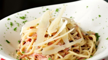 Włoskie spaghetti carbonara