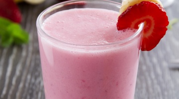 Smoothie truskawkowo - bananowe