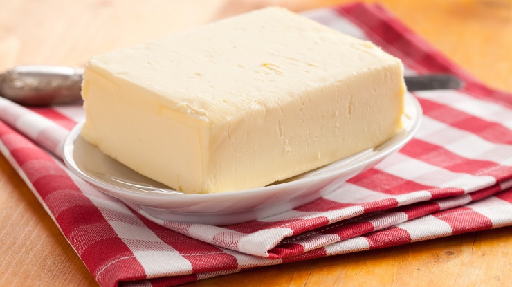Co wybrać na diecie: masło czy margarynę?